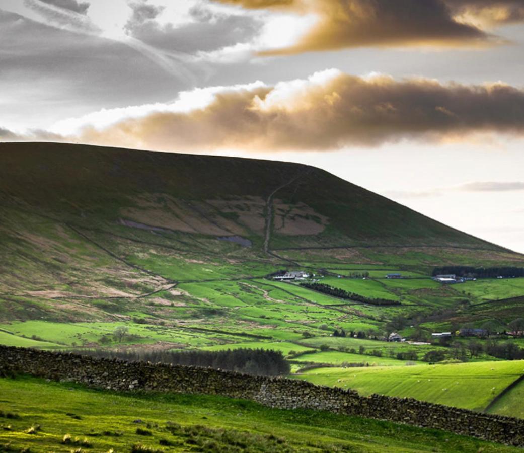 Stunning Location On Pendle Hill Villa Nelson  Exterior photo